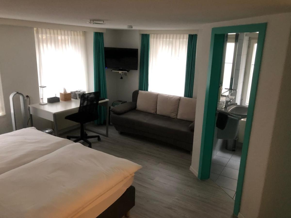 Hotel Freihof Glarus Bagian luar foto
